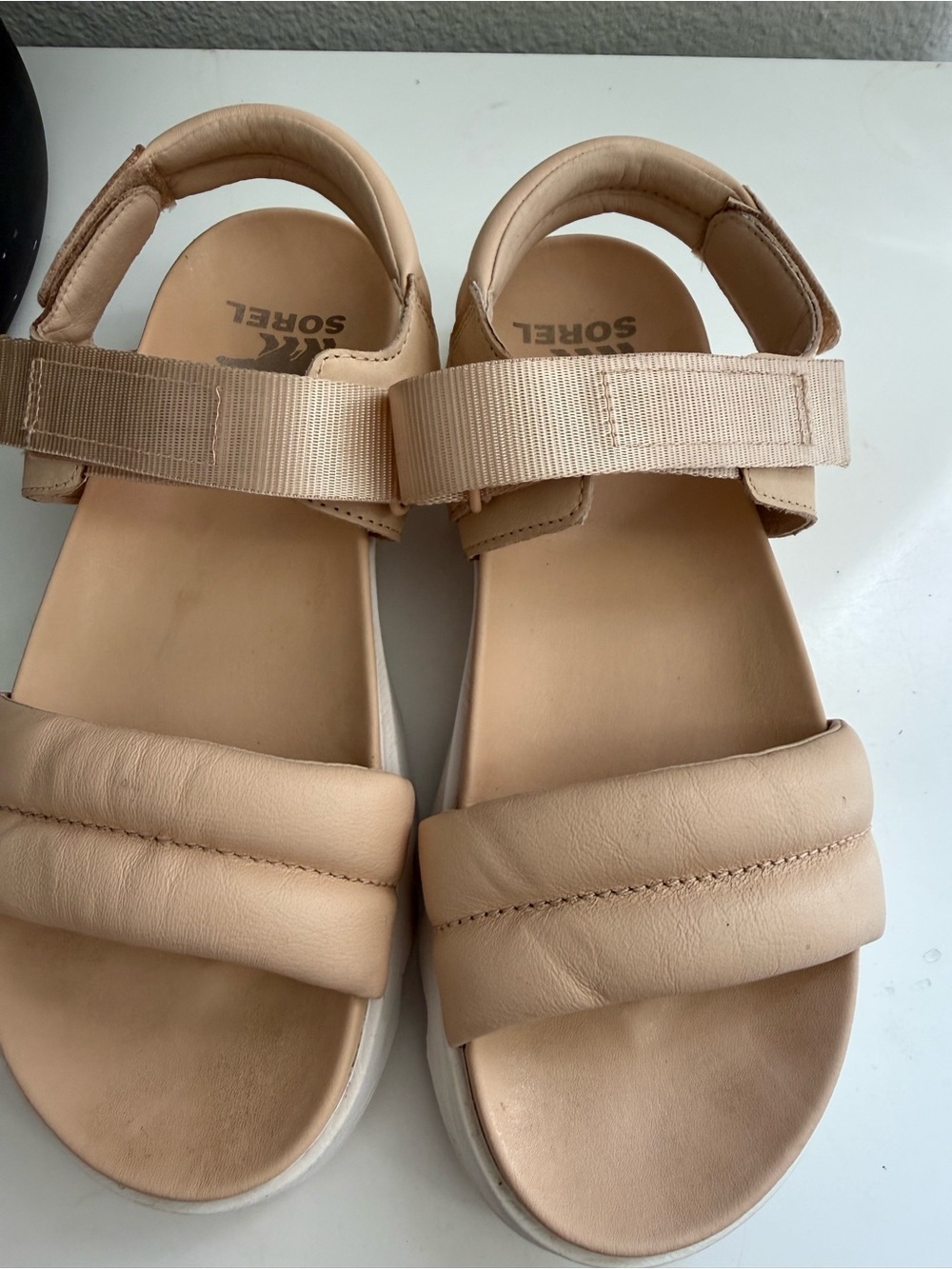Sorel Viibe size 8.5 Nude/Tan Platform Sandals with White Sole - Picture 4 of 10